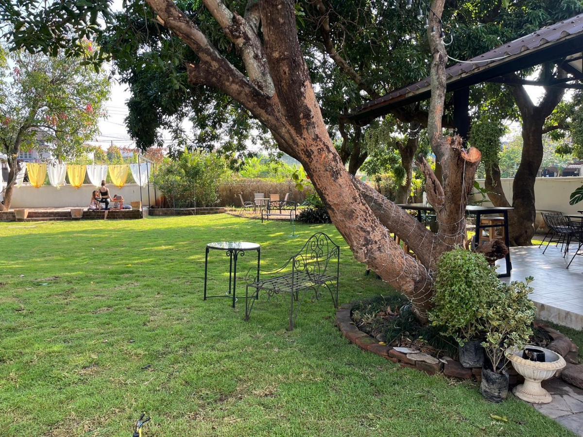 Udee Cozy Hotel Chiang Mai Exterior photo
